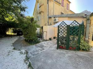 Apartments JUGO i BURA