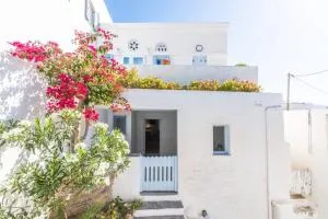 Light Blue House - Kato Kleisma - Kollimpithra