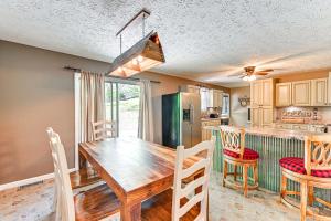 Gray Vacation Rental with Deck and Pond Access!