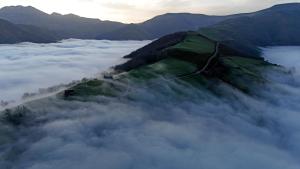 La cabaña mirador de los Valles Pasiegos