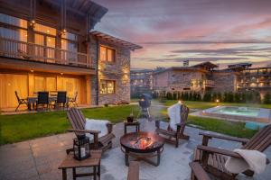 Luxury Villa with Hot Pool