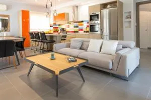 Luxury holiday home 4 bedroom villa in Paleokastro - Klíma