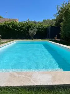 Villa in Provence climatisée avec Piscine et terrain de pétanque - Rognonas