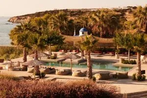 Seesoo Paros Beachfront Resort - 普拉提伊亚洛斯西弗诺斯