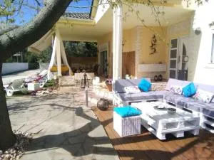 Charming house just a few minutes from the sea - 米提卡斯