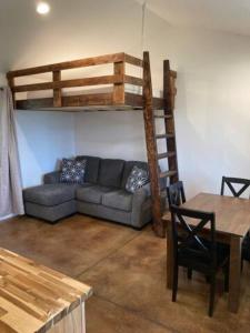 Gold Valley Camp Cabin 5