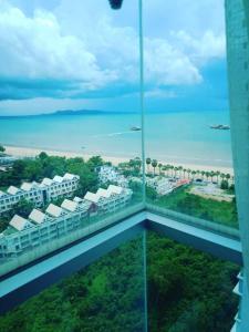 jomtien pattaya condo seaview room 33sqm