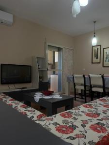 Nice apartment near beach, Golem