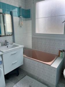 Appartements Ntes Reze 3P Box gratuit 1 a 6 pers Linge fourni : photos des chambres