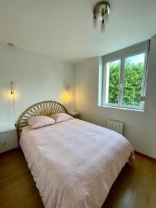 35m2 à la Madeleine: Salon, Cuisine & sdb privés