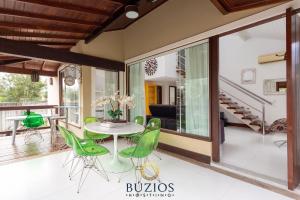 Bz33 Casa 4 suítes e churrasqueira, Geribá