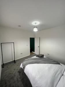Alexandra Apartment -Secured Parking -2 Bedrooms