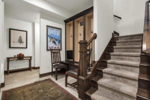 Luxurious 4BD Near Canyons Village