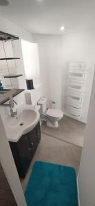 Maisons de vacances Gite 4 Personnes a 20 MN Futuroscope : photos des chambres