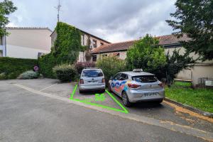 Grand duplex - Parking privé - Centre - Calme