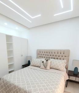 Hermoso apartamento con vista al mar y la ciudad