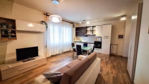 Sestri in Riva - parcheggio privato - 4 minuti in auto dal mare