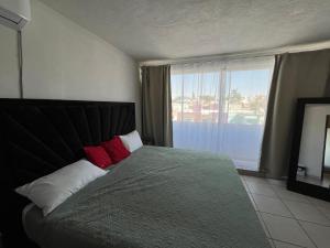 1 VENATOR House Boutique