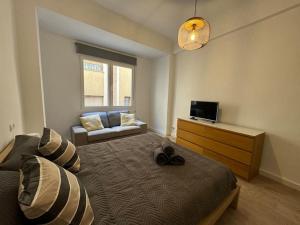 Dreaming Santa Teresa - free parking