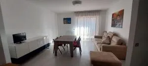 Rosa's House - Garulla