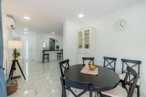 Casa Grapa in Sitio de Calahonda