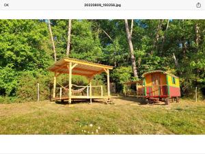 La roulotte du bonheur