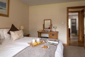 CRUCK BARN - Beautiful Renovated Barn within the Countryside