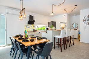 Villa Srima Beach house