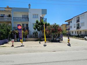 NEŞELİ APART BAHÇE CAFE