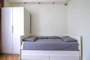 Renovated 3 room apt. near PolinOldTown