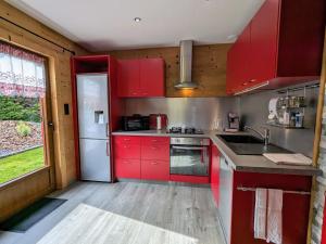 Chalet chaleureux à Cornimont - 3 chambres, terrasse, proche village et activités montagnardes - FR-1-589-296