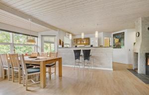 3 Bedroom Nice Home In Skjern