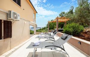 Holiday Home Prizba 43