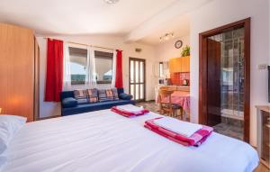 Gorgeous Apartment In Krusevo 