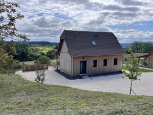 Maisons de vacances Maison moderne avec WiFi, animaux admis, parking et climatisation en Perigord Vert - FR-1-616-337 : Maison de Vacances