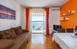 Cozy Apartment In Crikvenica With Wifi