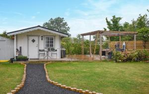 Nice Apartment In Vellinge With Kitchen