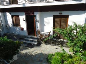 Pension Margarita Skiathos Greece