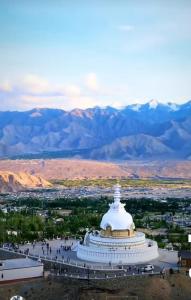 Julley Ladakh Homestay & Hostel