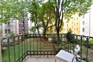 Legerova 33 Apartments