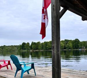 Lakefront Hideaway Resort 10 Total cabins-Lake View, Private Beach