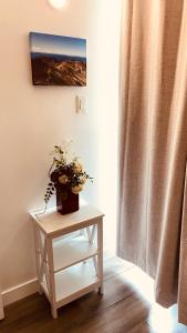 #202 Cozy Mountain View 2 bedrooms in DT