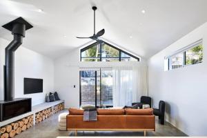 Architectural Brilliance - Sandy Bay