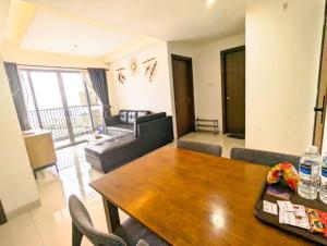 Lovina 16-09 at Harbour Bay Residence