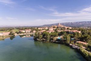 Appartements Les Maisons de Pont Royal en Provence - maeva Home - Maison climatisee 3 pieces 6 personnes - Selection MAE-6972 : photos des chambres