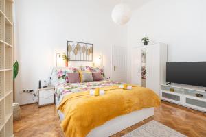 Cosmopolitan Studio - chic getaway in a fancy neighbourhood