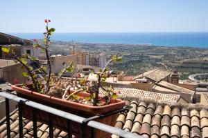 Quadruple Room with Sea View room in B&B Le Teste di Moro