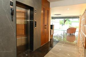 HOMETOWN Sharus Inn A Luxury Hotel