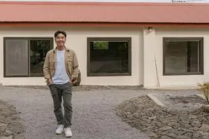 HacheonBaramJip Angeori Stay Curated by Actor Ryu Seungryong - Anbo-dong