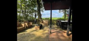 11 Tan-y-coed Woodland Lodge